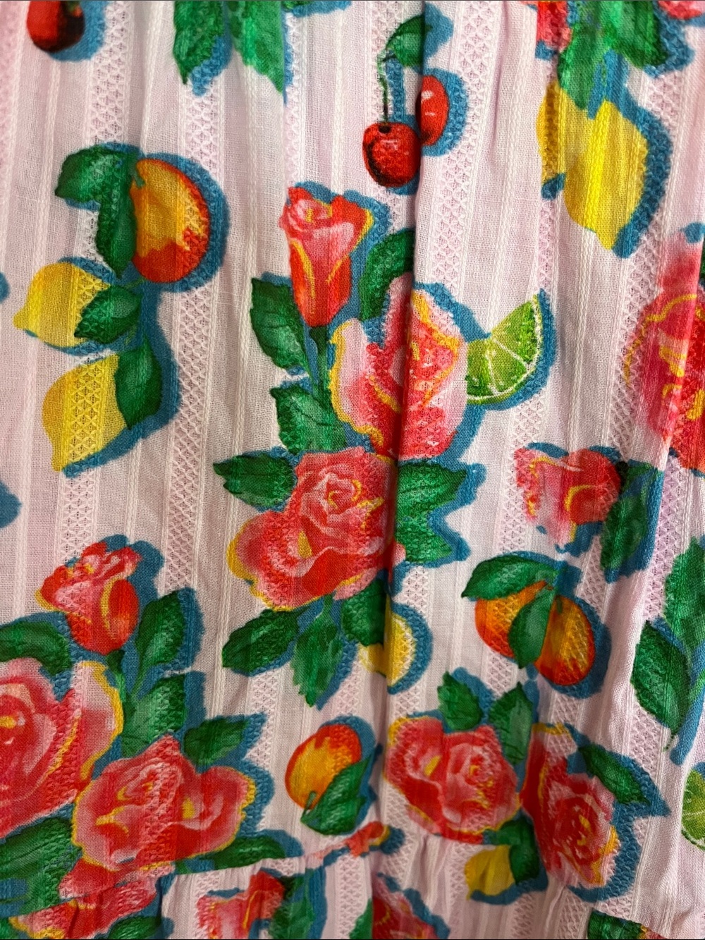 Roller Rabbit pink floral blouse with green leaves - Picture 3 of 3
